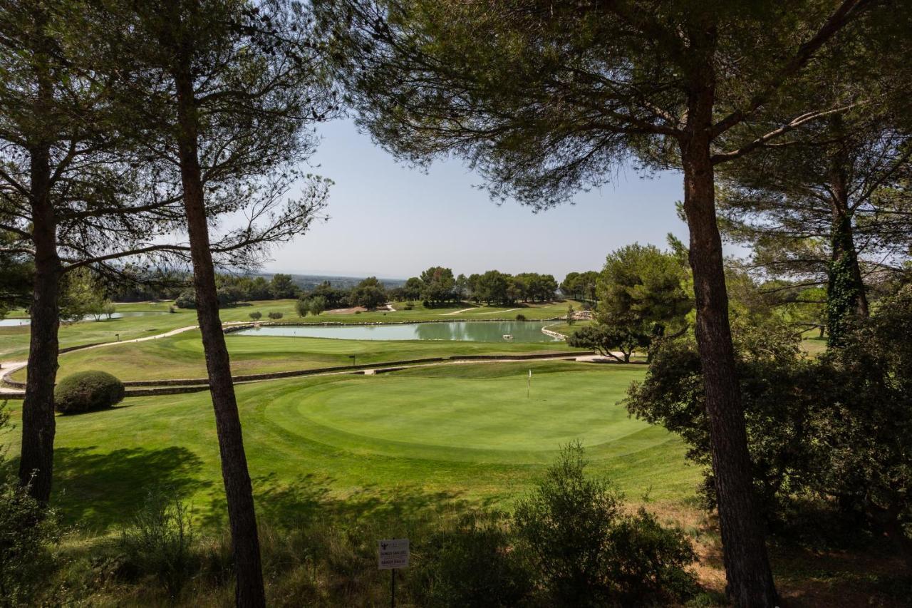 La Perle Du Golf -Magnifique Vue Clim Linge Golf Saumane 6P Piscine Tennis Apartment Exterior photo